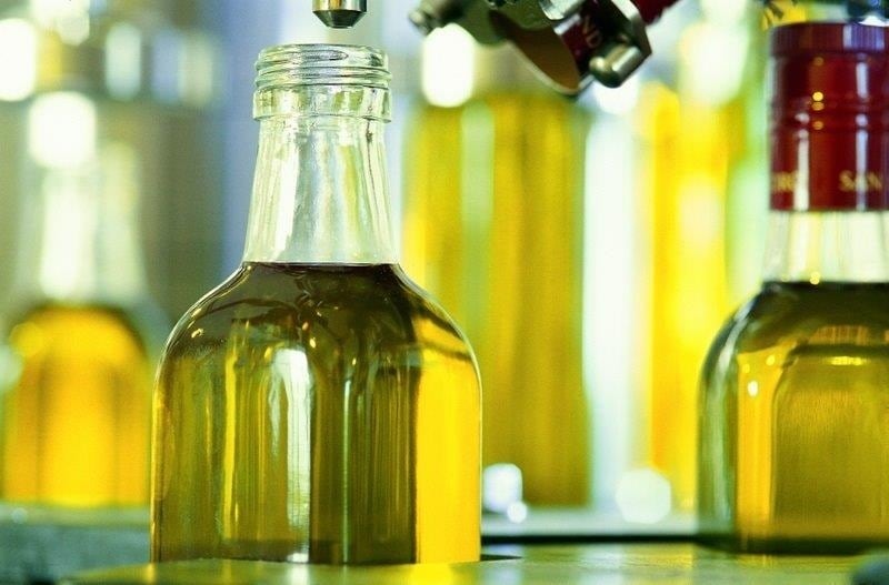 El aceite de oliva español.