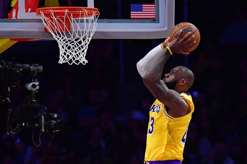 LeBron James es la máxima estrella de los Lakers (Gary A. Vasquez-Imagn Images)