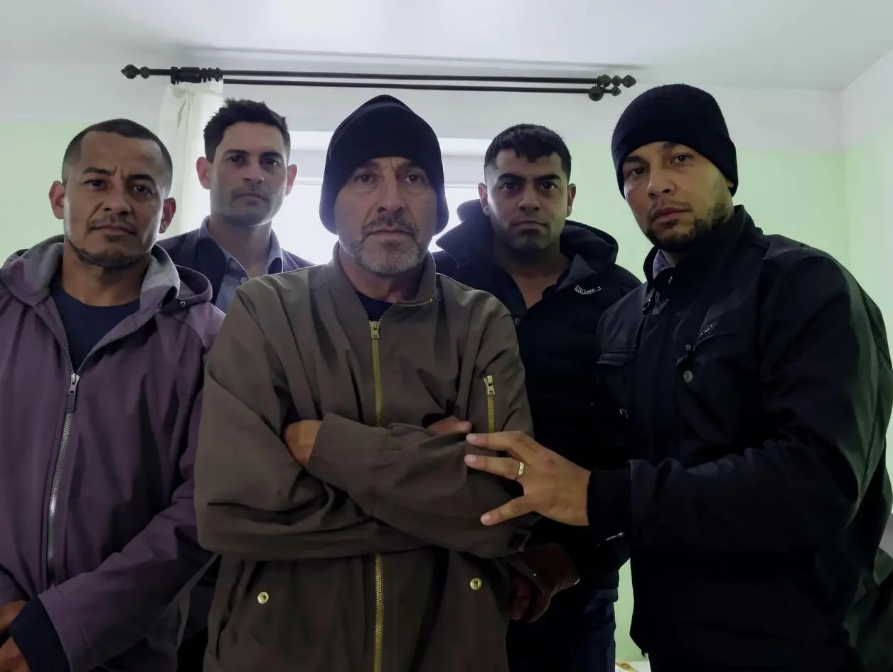 Los hondureños Yimi Alexander Baca, Marvin Sair Baca, Olvin David Banegas, Ricardo Alfredo Banegas y Luis Alonso Dubón lograron escapar de Rusia tras denunciar que fueron retenidos y presionados para integrarse a fuerzas militares. (FOTO: El Heraldo)