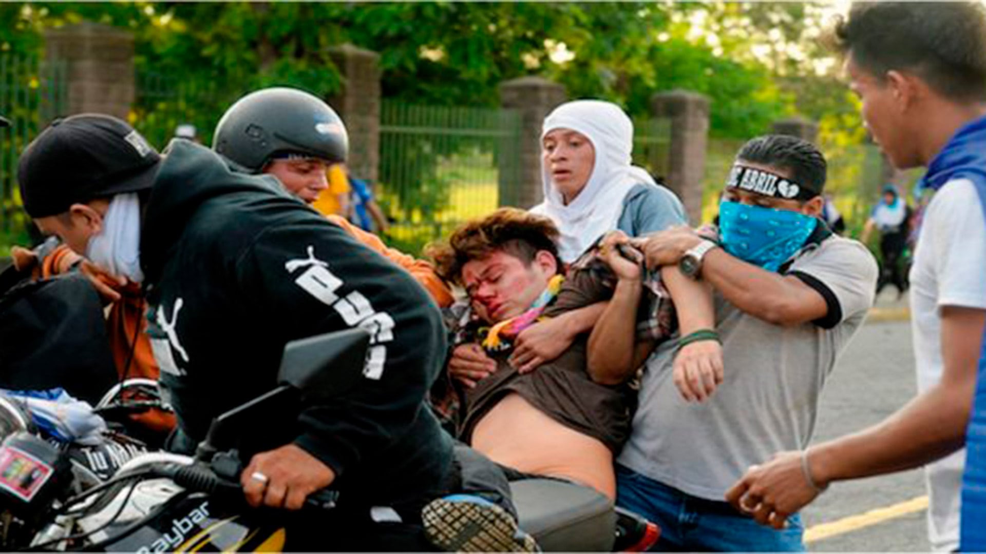 Imagen de archivo: Muchos médicos fueron perseguidos por atender a heridos durante las protestas de 2018 en Nicaragua. (Foto La Prensa)