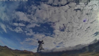 El Servicio Geológico Colombiano confirmó seis emisiones de ceniza del volcán Puracé en 24 horas