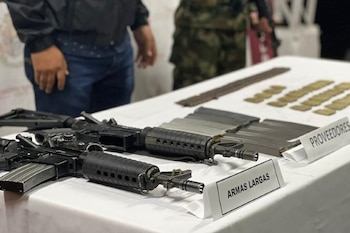 Combates entre grupos armados y