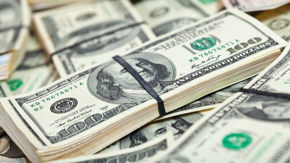 HAOAC3CY7RCHHPTTRMSDFWLUQQ