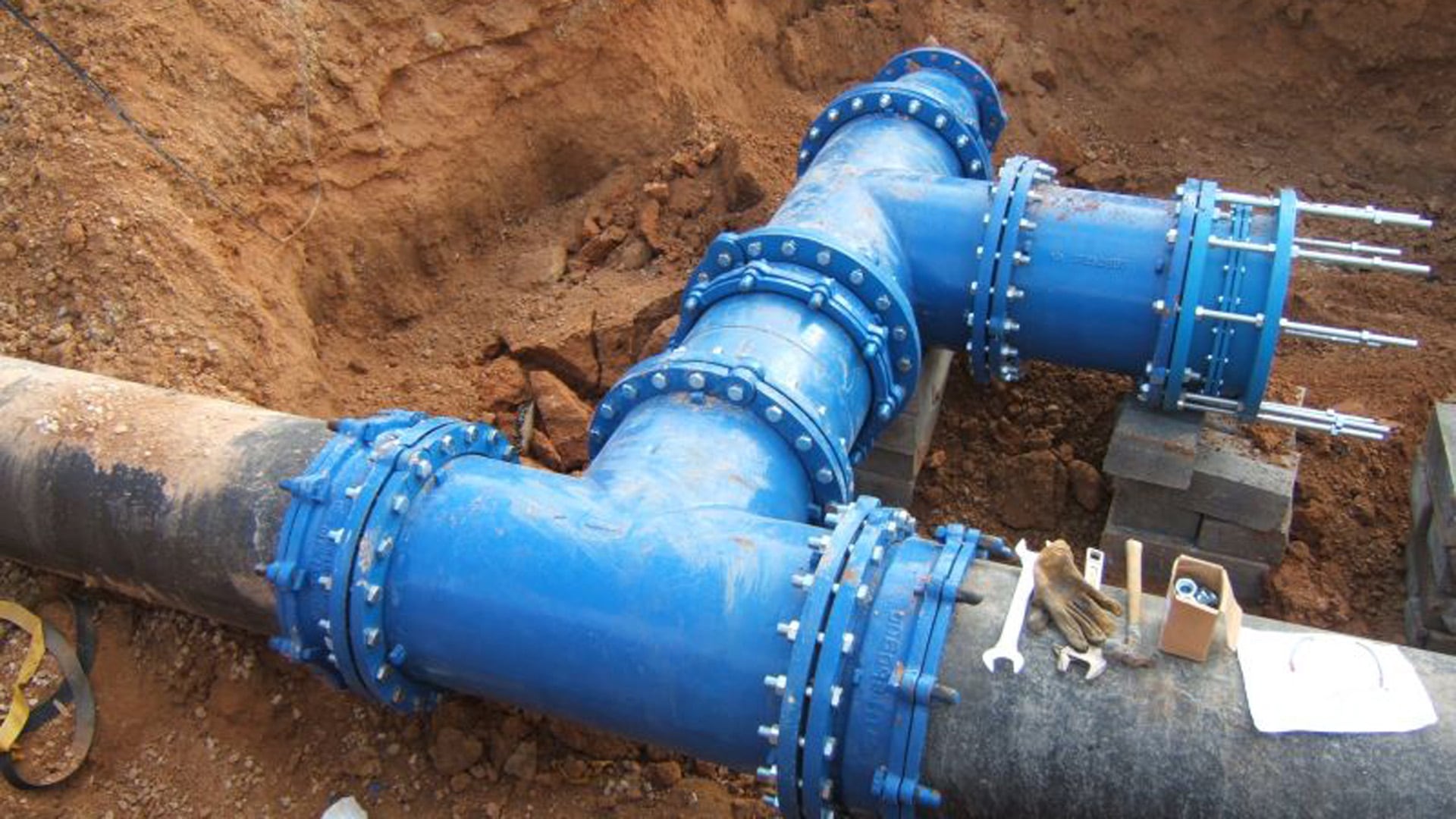 Se redujo significativamente también el gasto en Vivienda y Urbanismo (-98%) y Agua Potable y Alcantarillado (-92%) (iStock)