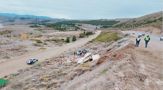 La identidad del camionero fallecido no fue revelada oficialmente, ya que se intenta notificar primero a la familia (LM Neuquén)