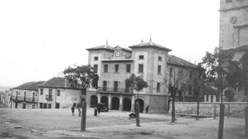 Fotografía antigua de la plaza