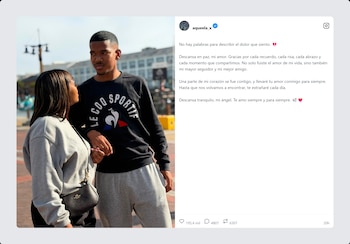Captura de pantalla de una publicación de Instagram con un texto de despedida y una foto de un hombre y una mujer tomados de la mano