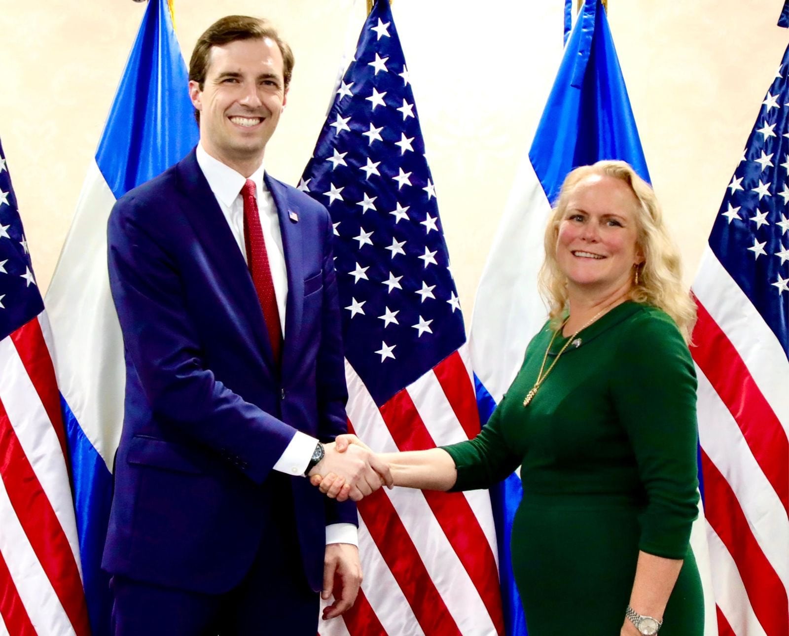 Socios públicos y privados de Estados Unidos refuerzan el interés en proyectos clave, marcando una etapa crucial. Las expectativas del gobierno salvadoreño y la competencia global en el horizonte (Foto cortesía Embajada de Estados Unidos)