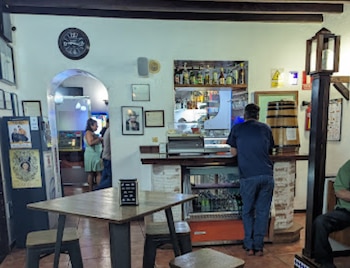 Interior Chucho-Casa Emiliano (Reseña Francis