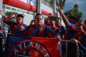 (X / @Atlante)