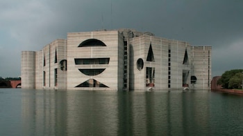 El Parlamento de Bangladés, obra
