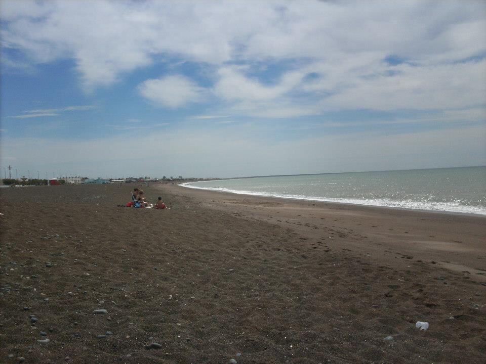 Guardavidas supervisarán la aplicación de la bandera verde y asesorarán a bañistas y deportistas sobre las normas vigentes (Wikimedia)