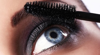 Riesgos para la salud ocular al no retirar el rímel antes de dormir
