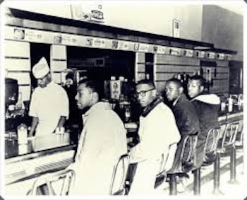 Los jóvenes de Greensboro ocupan