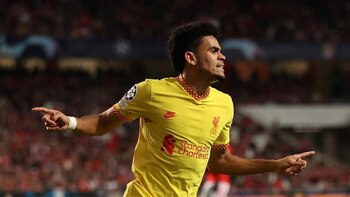 Luis Díaz ante el Manchester