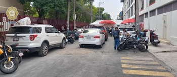 Calle Canela cerrada en el alcaldía Iztacalco por presencia de manifestantes. (X/ @OVIALCDMX)