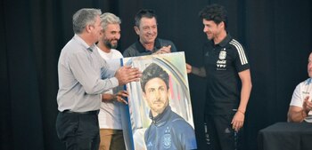 El homenaje a Pablo Aimar