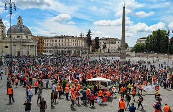 Los "chalecos naranja" reunidos este