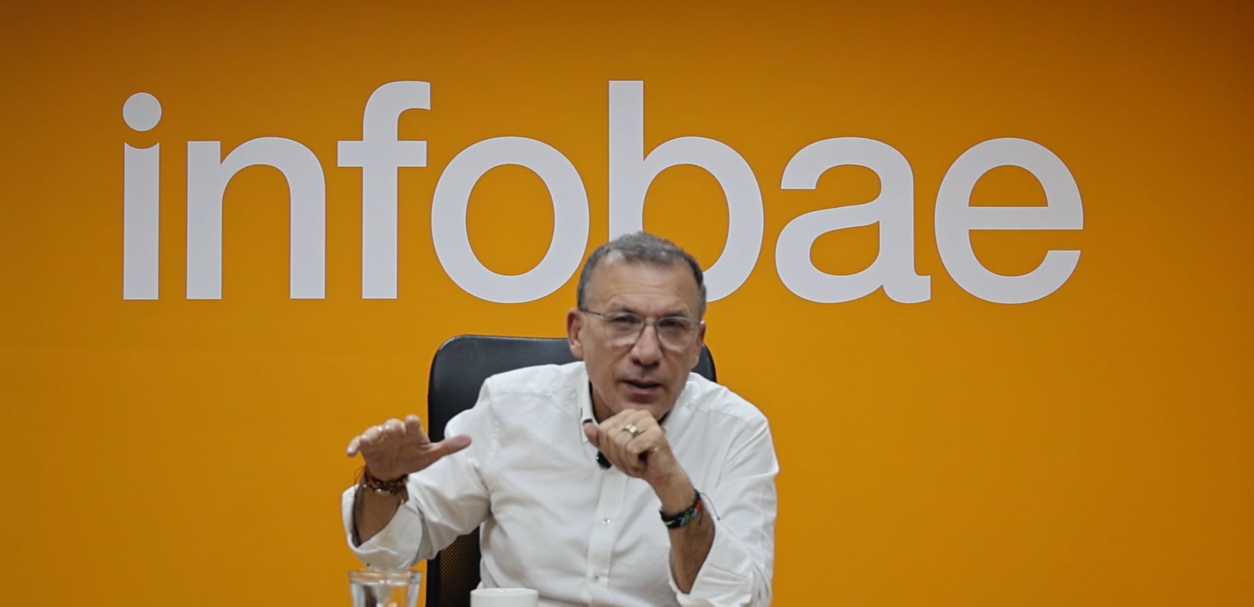 Roy Barreras dice que es necesario sacar al pobre de la miseria en la que vive - crédito Infobae Colombia