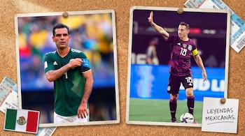 Dos fotos de futbolistas, un parche de la bandera de México, varias entradas de partidos y una nota con 'Leyendas Mexicanas' en un tablero de corcho.