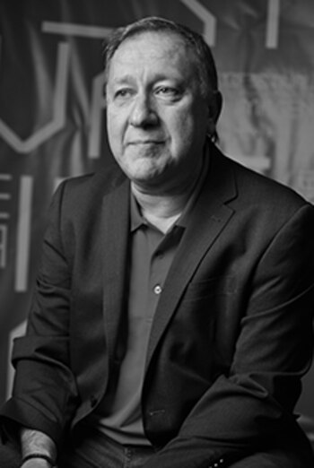 El escritor y comunicador Carlos