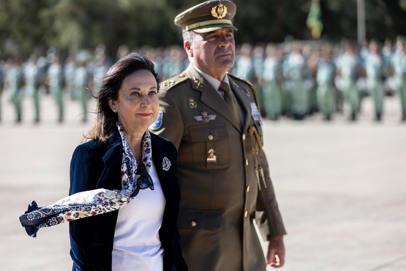Robles destaca que Ceuta y Melilla "son lo mejor de España" y se remite a la justicia ante casos de maltrato a migrantes