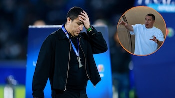Fans de Pumas estallan contra Efraín Juárez tras debutar con su nuevo equipo