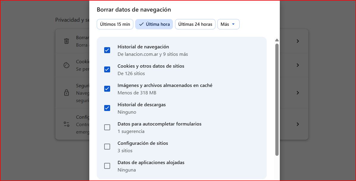 Permite borrar el historial de páginas y descargas, las cookies guardadas y los archivos en caché para liberar espacio o proteger tu privacidad. (Captura de Google)