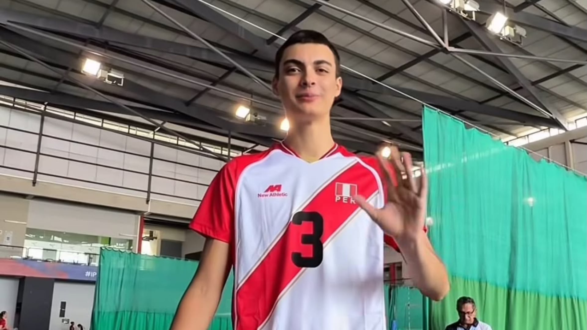 Alexander Owens y su primera convocatoria con Perú: el central de 2,06 metros jugará la Copa Sudamericana de Vóley Masculino 2026