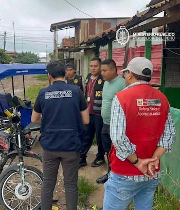 Entre los detenidos figura el capitán PNP Baltazar Camacho Sánchez, comisario de San Fernando, arrestado dentro de la dependencia policial. Difusión