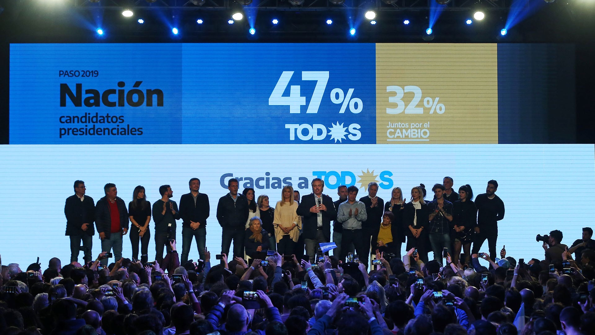 Alberto Fernández y la plana mayor del