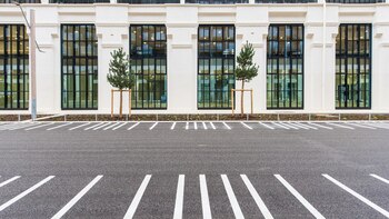 Sector de estacionamiento en la