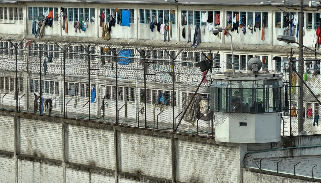 El sistema penitenciario es otro frente prioritario. Los investigadores proponen construir 20 nuevos penales para 2.000 internos cada uno, aunque advierten que la infraestructura por sí sola no solucionará el problema. Foto: ComexPerú
