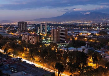 Guatemala plantea diversificar su matriz