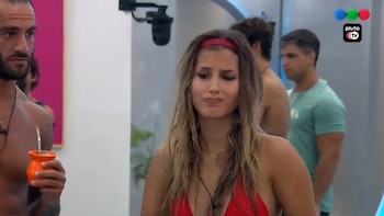 Julieta demostró su desagrado ante