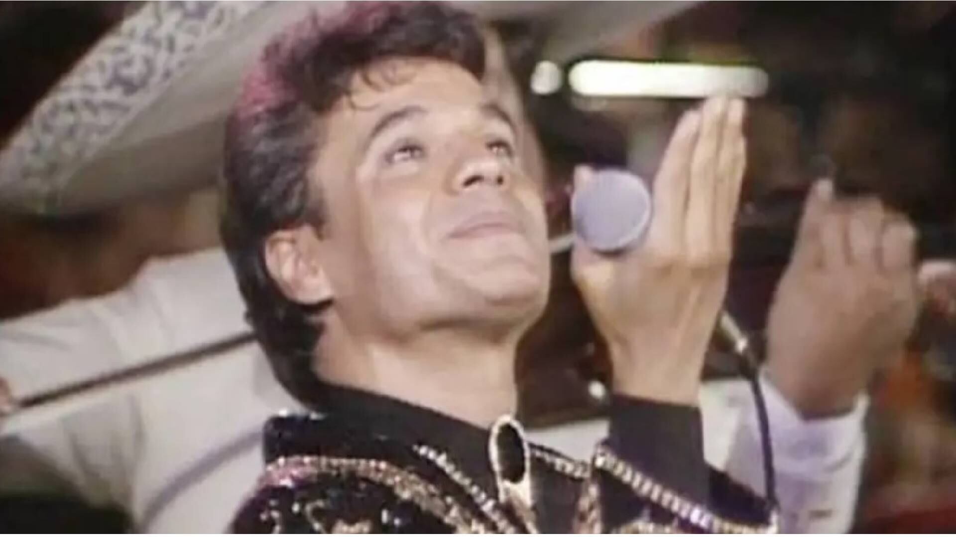 Juan Gabriel brindó varias presentaciones consecutivas en el Palacio de Bellas Artes: del 9 al 12 de mayo de 1990 Foto: Archivo