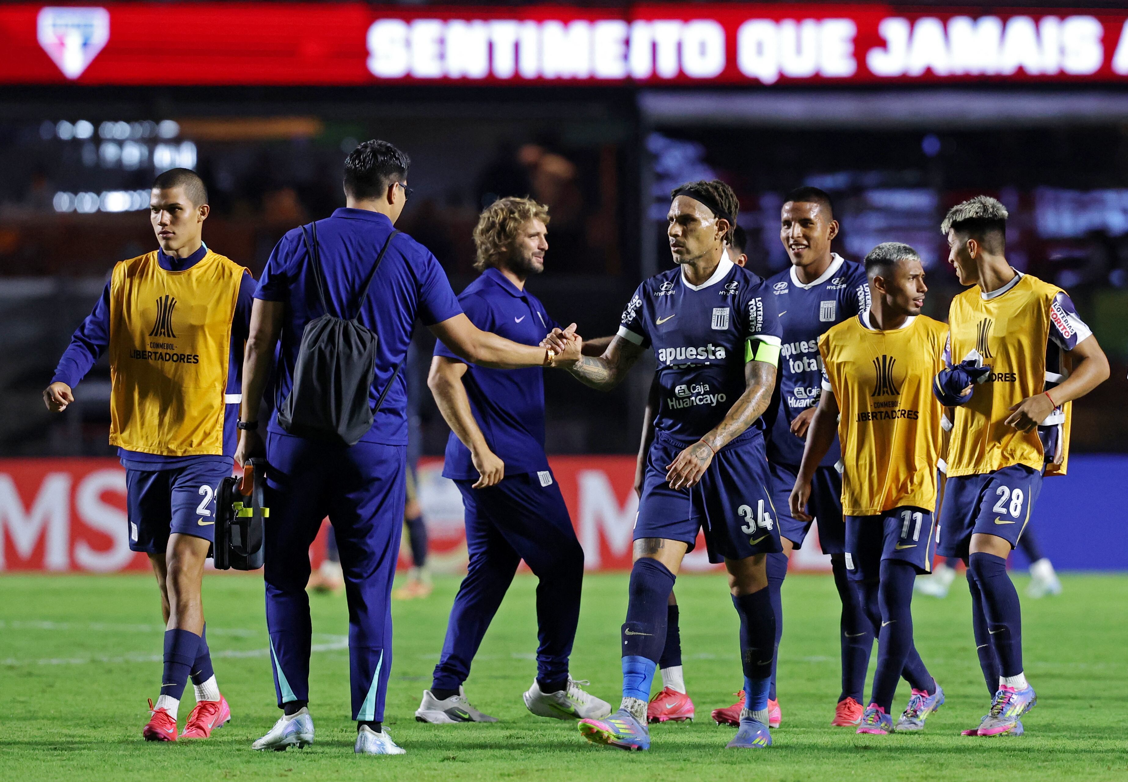 Soccer Football - Copa Libertadores - Group D - Sao Paulo v Alianza Lima - MorumBIS, Sao Paulo, Brazil - April 10, 2025 Alianza Lima