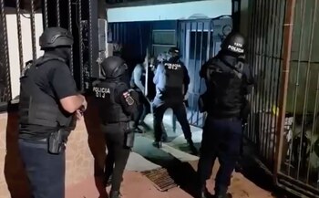 Agentes del OIJ realizaron 11 allanamientos en distintos sectores de Grecia como parte de una investigación por presunta venta de drogas. Crédito: OIJ