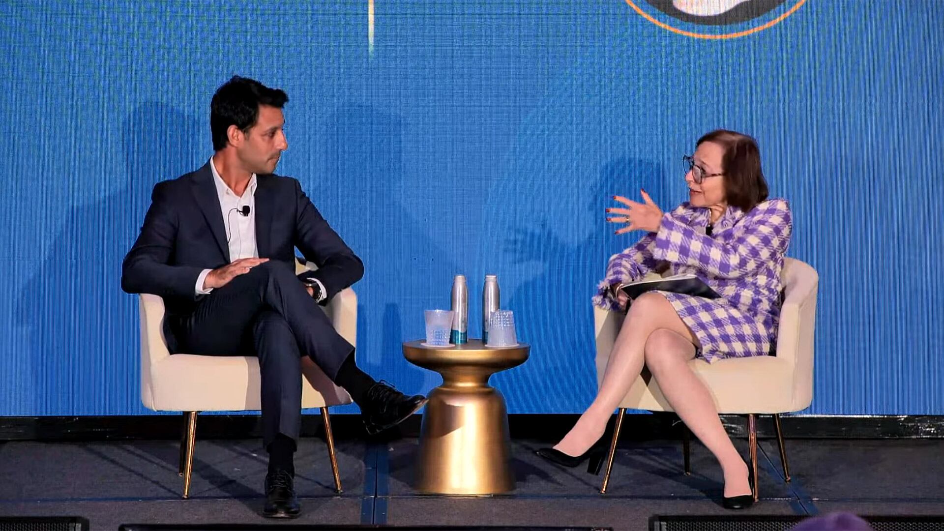 Mercado Libre recibe el premio ‘Compañía de una Generación’ en el Simposio 2025 de COA.