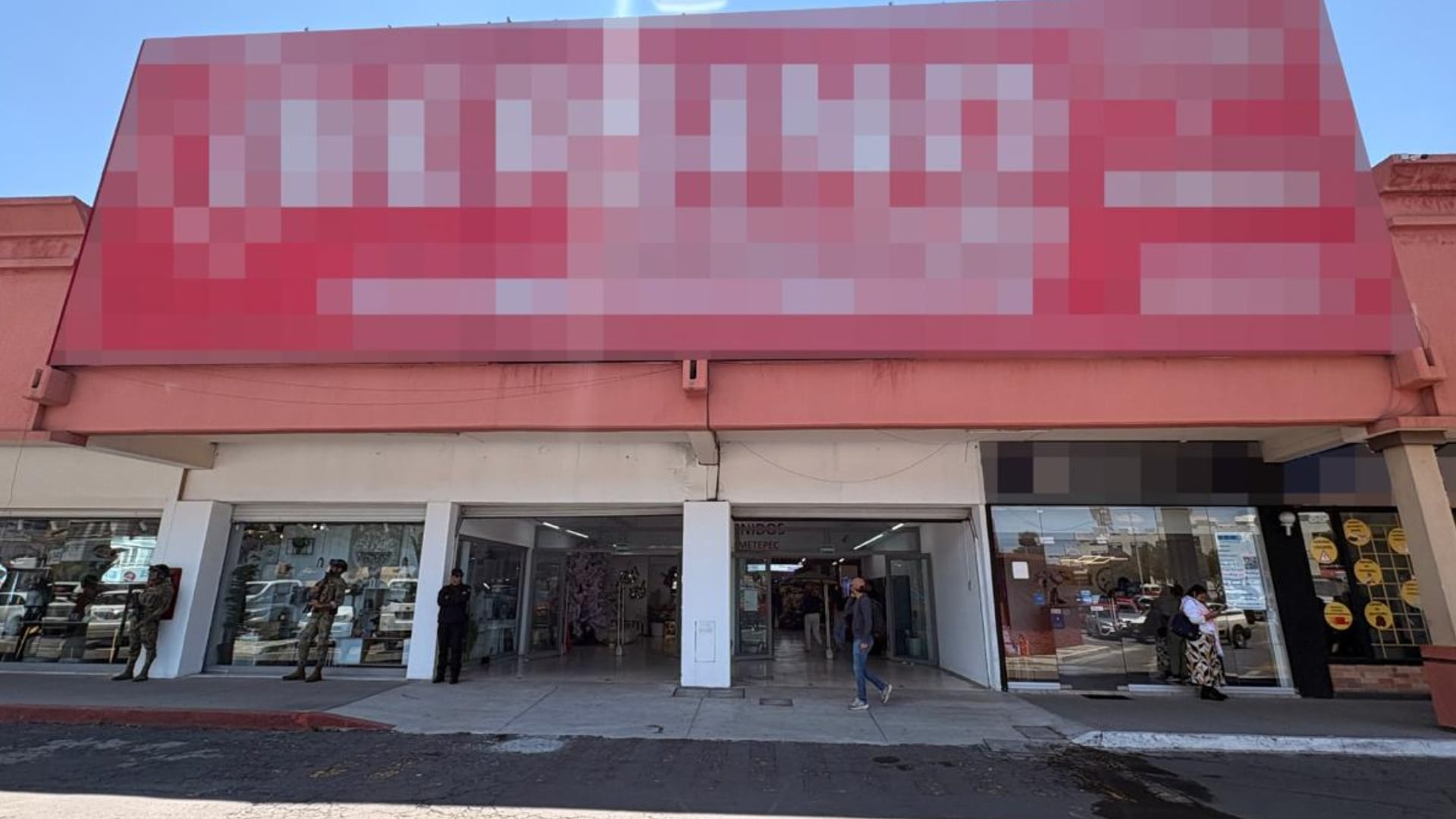 Confiscan más de 8 millones de pesos en mercancía apócrifa en 5 estados de México. Marina