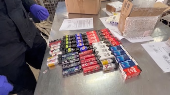 Los Olivos: PNP incauta 9.1 kilos de “poppers” enviados desde Francia y Reino Unido a través de Serpost