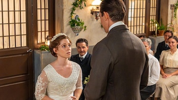 Avance semanal de ‘La Promesa’ del lunes 19 al viernes 23 de octubre: de la boda de María y Carlo al reencuentro de Curro y Manuel con Leocadia