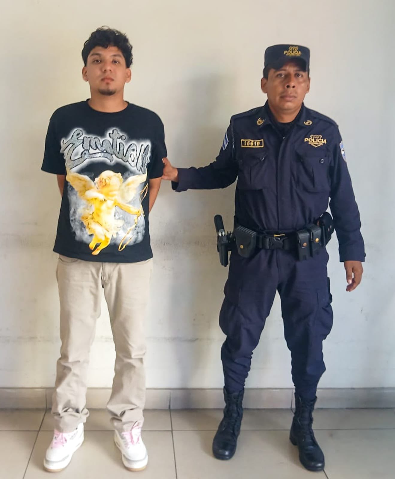 La captura de Christopher Yuvini Carrillo Palacios ocurrió horas después del accidente, como presunto responsable del hecho. (Foto cortesía Policía Nacional Civil)