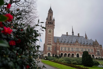 Vista del Palacio de la Paz, sede de la Corte Internacional de Justicia, el máximo tribunal de la ONU, el 2 de febrero de 2024, en La Haya, Países Bajos (AP Foto/Peter Dejong/Archivo)