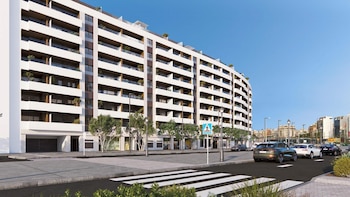 Funcas ve "escasez estructural" de vivienda y riesgos distintos a los de la burbuja de 2008
