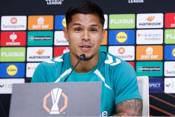 El mensaje de 'Cucho' Hernández destaca el esfuerzo y la dedicación necesarios para cumplir el sueño de jugar en el Mundial con Colombia-crédito Julio Muñoz/EFE