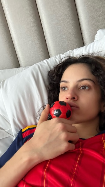 La famosa dejó ver la incertidumbre que tenía por la final del partido - crédito Rosalía / Instagram