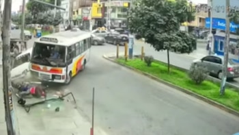 PNP sostiene que suboficial disparó tras ser embestido por conductor que intentó escapar de intervención. (Foto: Captura video/Tv Perú)