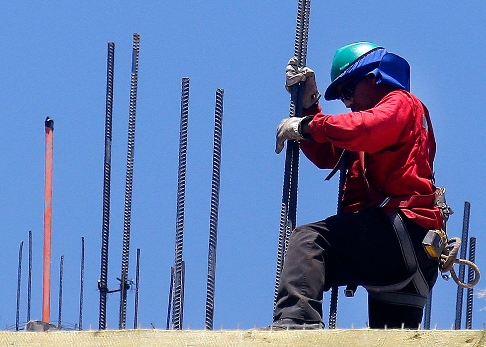 Durante los primeros cuatro meses de 2026 ingresaron casi 40.000 nuevas demandas judiciales contra las aseguradoras de riesgos del trabajo (ART). EFE/Felipe Trueba/Archivo