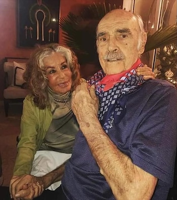 La pareja, en una de